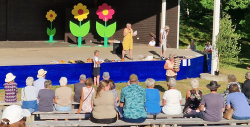 image: Välbesökt Naturpassavslutning i Holje Park